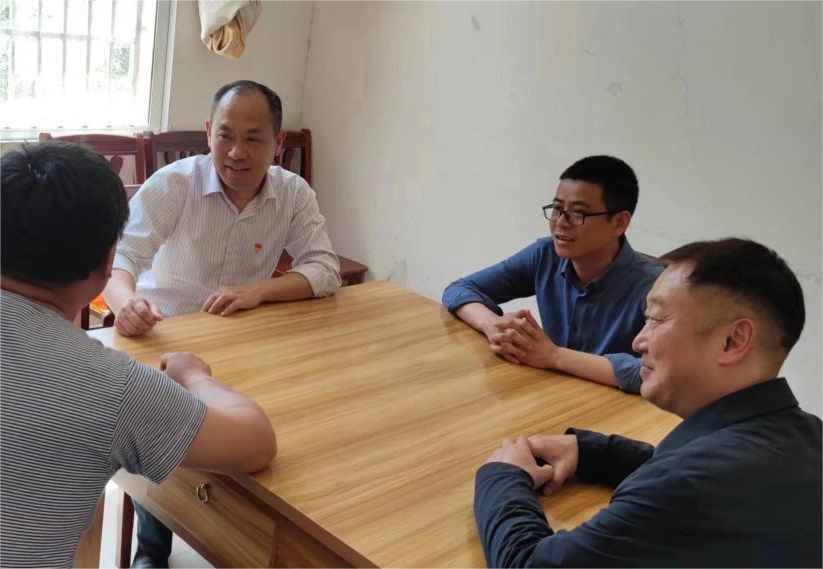 產(chǎn)業(yè)強(qiáng)基，民生為重，結(jié)對(duì)幫扶，攜手共富